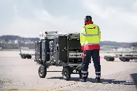 Employee of Swissport, Swiss ground handling and air cargo handling group