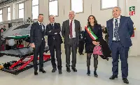 AwHero. From left to right: Gian Piero Cutillo, Managing Director of Leonardo Helicopters; Enrico Rossi, Governor of Tuscany; Alessandro Profumo, CEO of Leonardo; Raffaella Bonsangue, Deputy Mayor of Pisa; Gianfranco Sottotetti, MD of Sistemi Dinamici