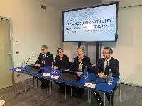 Tavolo dei relatori per Advanced Air Mobility, al decollo il progetto del Gruppo Save: conferenza stampa di presentazione proposta realizzazione vertiporto di Chioggia, primo nel Veneto avvenuta il 26 gennaio 2023 a Venezia