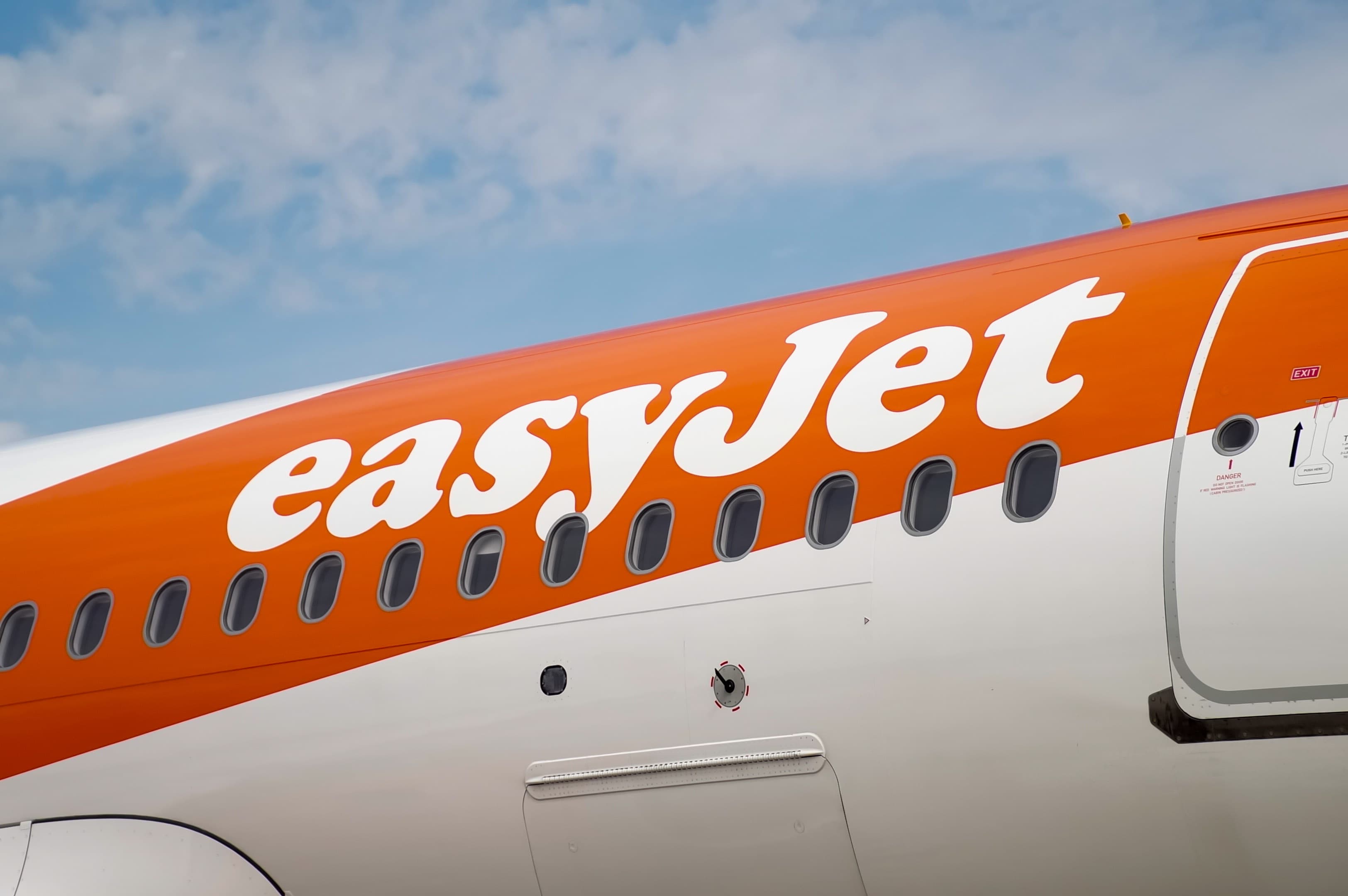 Aereo A-320neo di easyJet presentato a Napoli il 19 marzo 2019