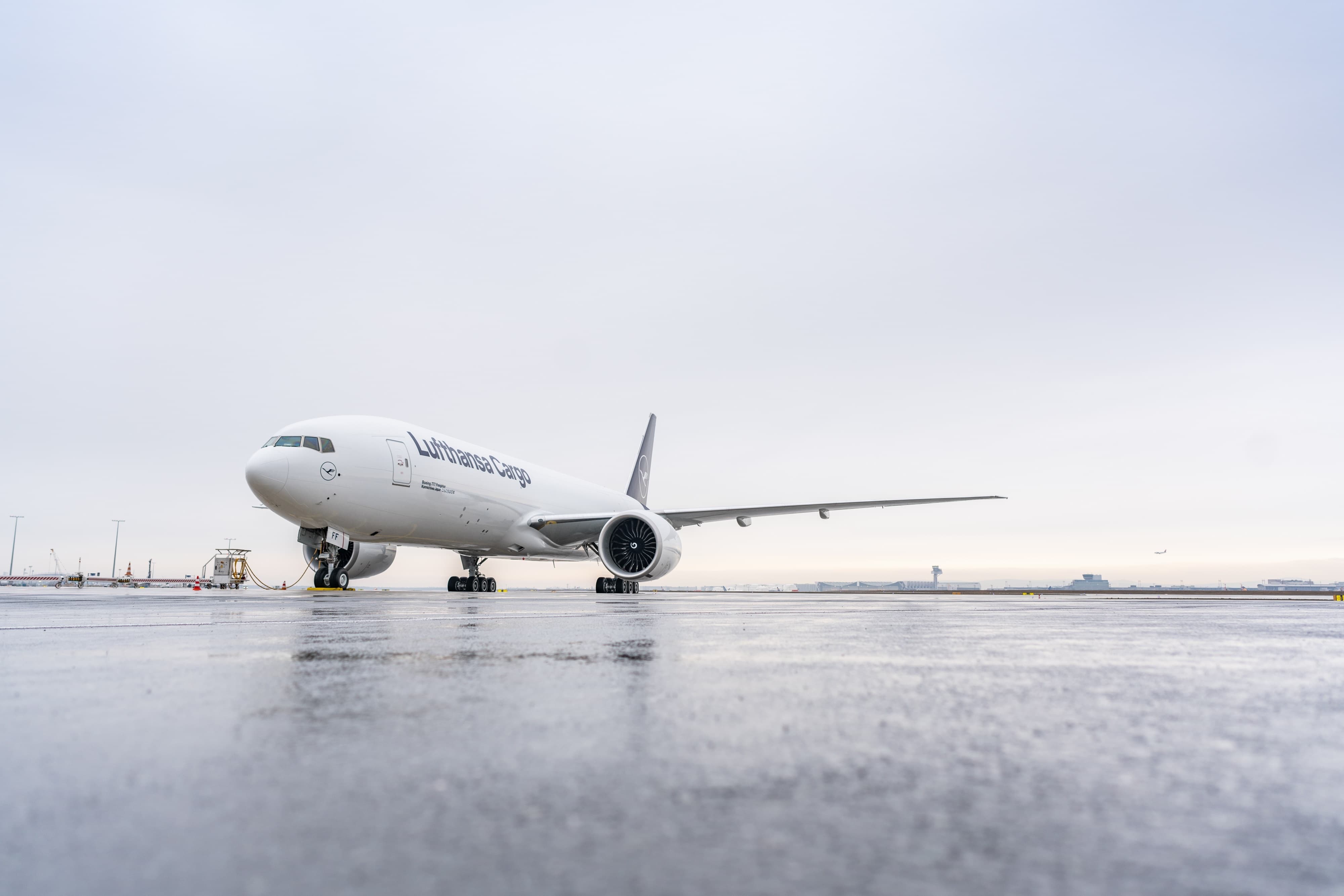 Arrivo del sesto B-777F di Lufthansa Cargo all'aeroporto di Francoforte il 19 febbraio 2019