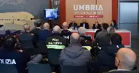 Perugia, 14 gennaio 2025. Conferenza-stampa visita presidente Borgomeo di Assaeroporti allo scalo umbro. Da sinistra: Giorgio Mencaroni (vp Sase), Umberto Solimeno (dg Sase), Carlo Borgomeo (presidente Assaeroporti) e Silvia Ceccarelli (direttore aeroportuale Regioni centro di Enac)