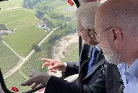 30 maggio 2023. Il presidente della Repubblica Sergio Mattarella sorvola in elicottero le zone alluvionate dell'Emilia-Romagna insieme al presidente della Regione Stefano Bonaccini