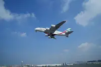 Aereo A-380 in volo di Emirates